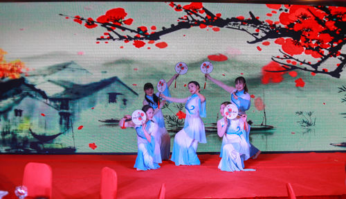 大禹漢光2018年“同心同行，共創(chuàng)未來”主題年會(huì)圓滿成功